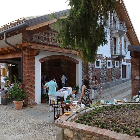Relais Profumo di Vino Borgomanero Exterior foto